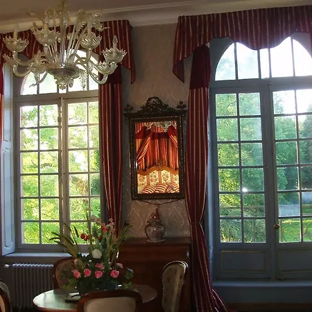 Chateau De Villette Monument Historique Glaire-et-Villette