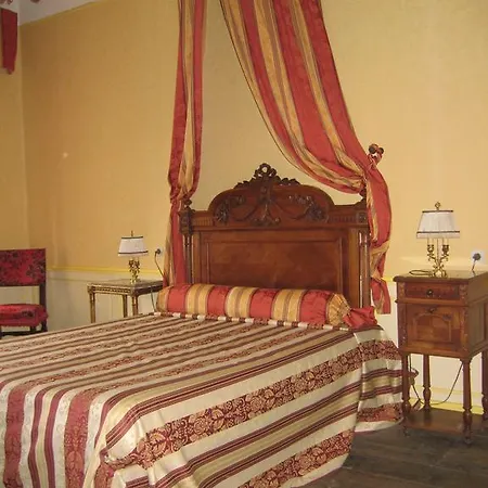 Holiday home Chateau De Villette Monument Historique