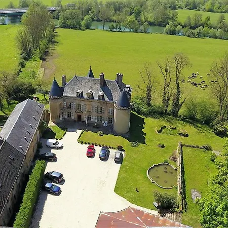 Chateau De Villette Monument Historique *